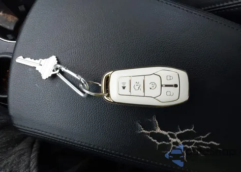 2017 Ford Explorer Xlt z USA, uszkodzony, nr VIN 1FM5K7D87HGD11786